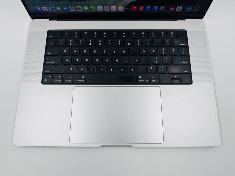 Apple MacBook Pro 16 2021 M1 Pro 10/16 Core 32GB RAM 1TB SSD Silver IL7666