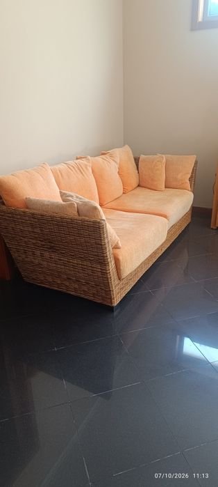 Venda de sofás impecáveis