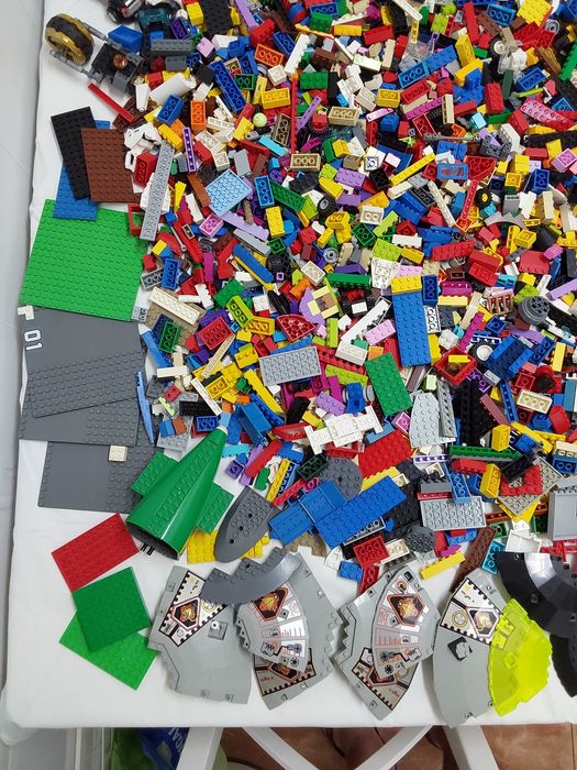 Grande lote de Legos