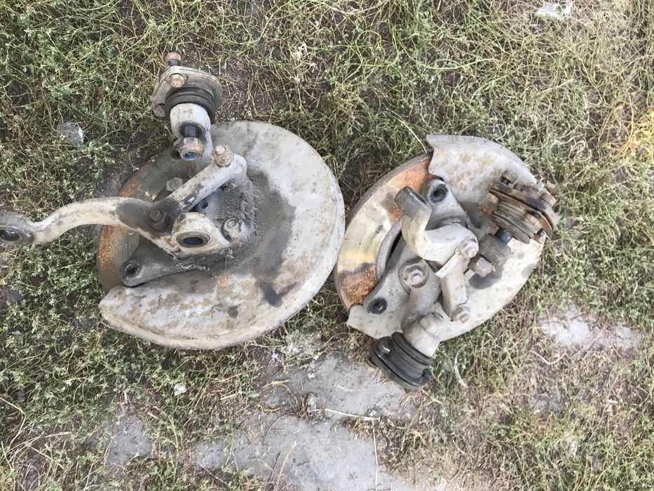 Продам кулак поворотний Ваз 2101-2107