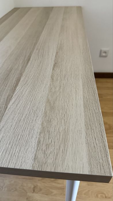 Mesa de secretária
