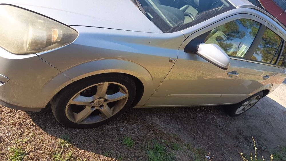 Para peças Opel Astra H SW 1.7CDTI ano 2004