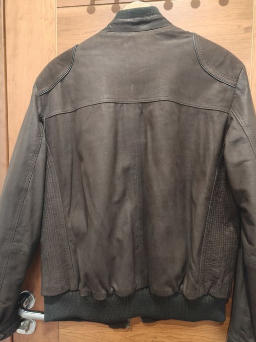 Blusão de Couro novo