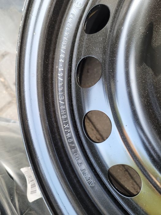 Felgi stalowe 16cali 5x114.3   NOWE . Hyundai Kona i inne