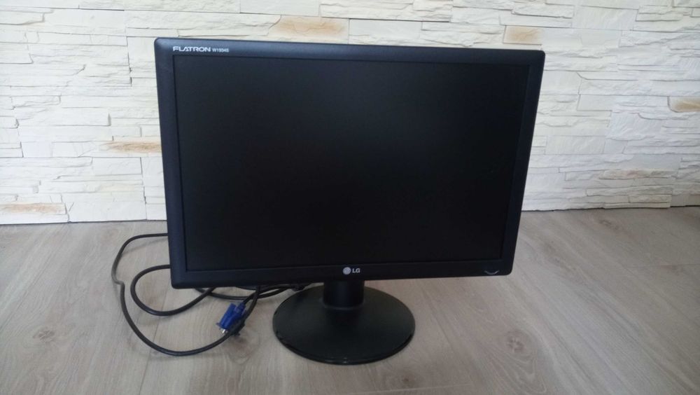 Komputer stacjonarny - cały zestaw