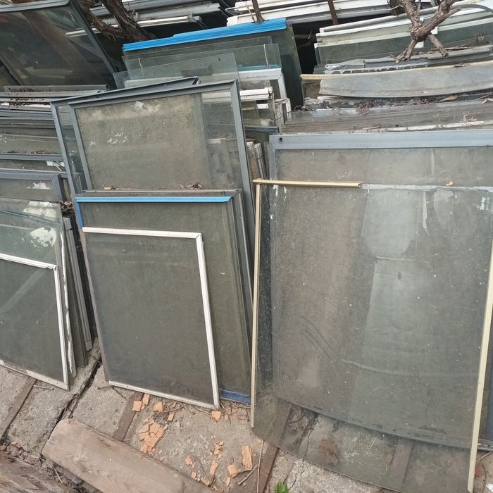 Стекла на морозильные лари,Дерби,Угур,Каравел,Ант.Юка.и.тд.