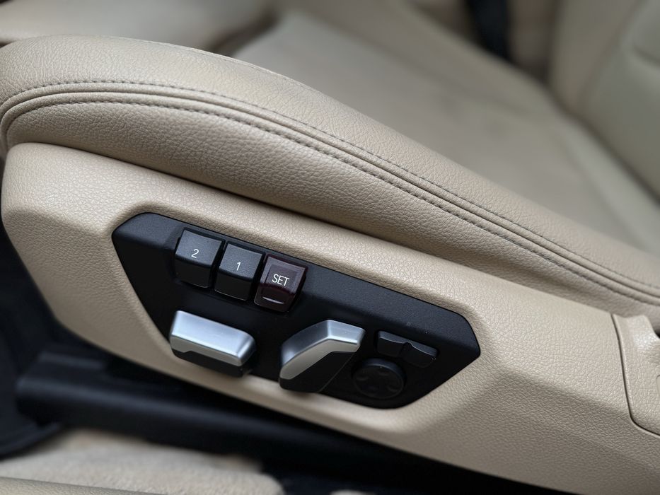 BMW 3 F30 2016 рік