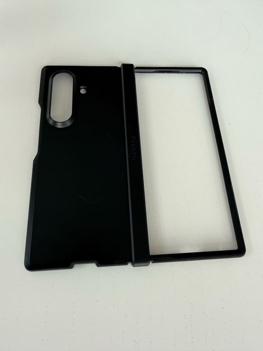 Etui Spigen Tough Armor Samsung Galaxy Fold 7 + szklo