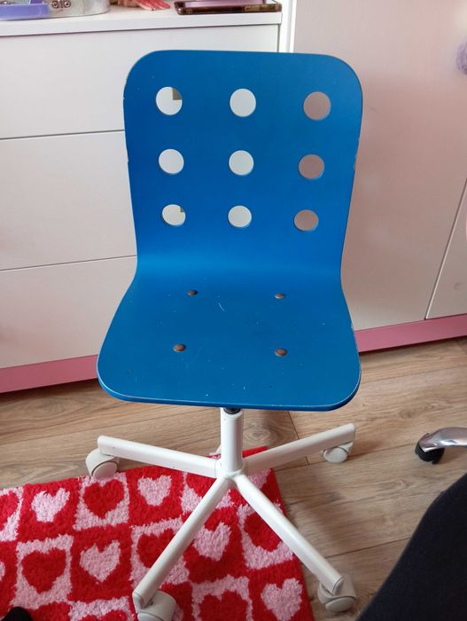 Krzesło niebieskie dla chłopca