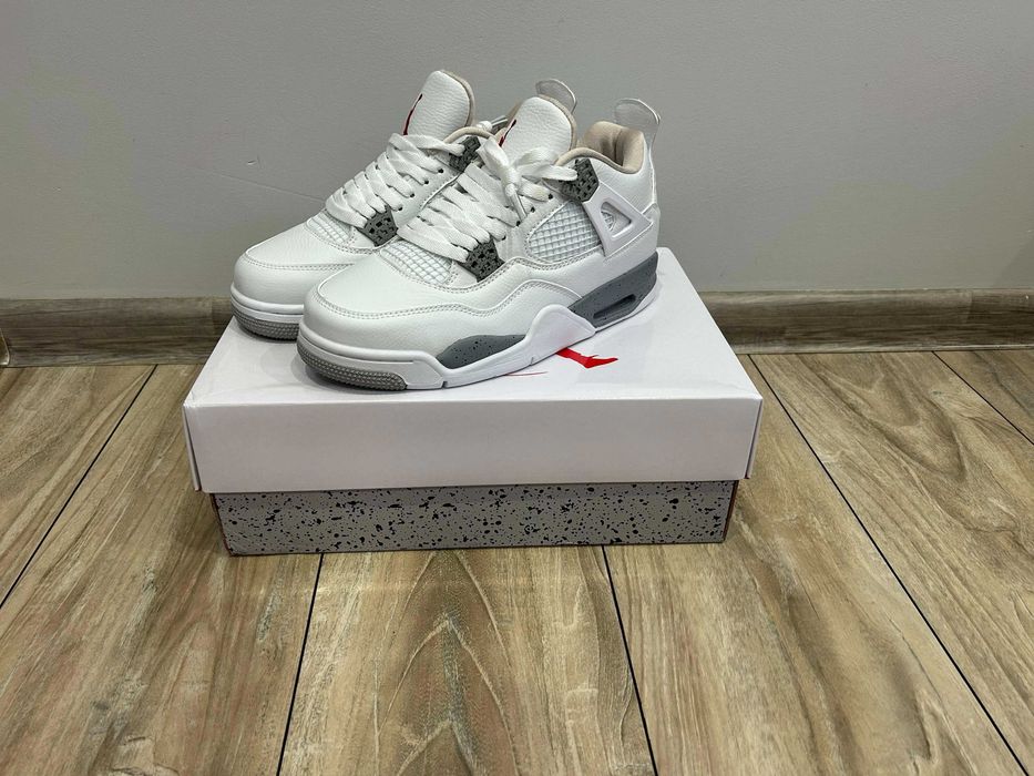 Buty Air Jordan 4
