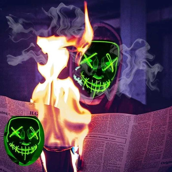 Świecące maski Halloween