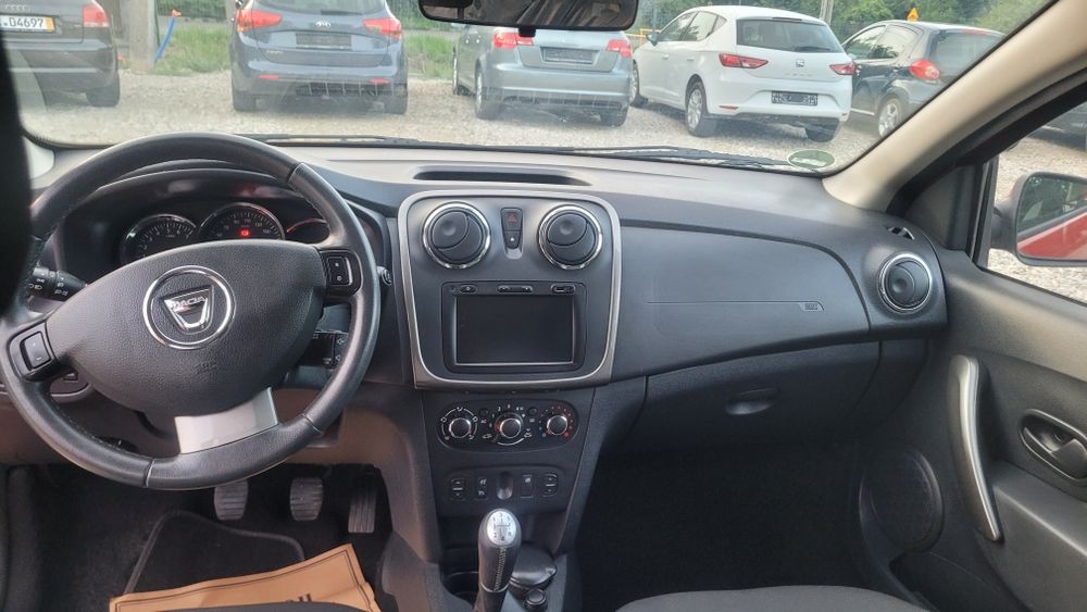 Dacia sandero  steepway super stan benzyna.