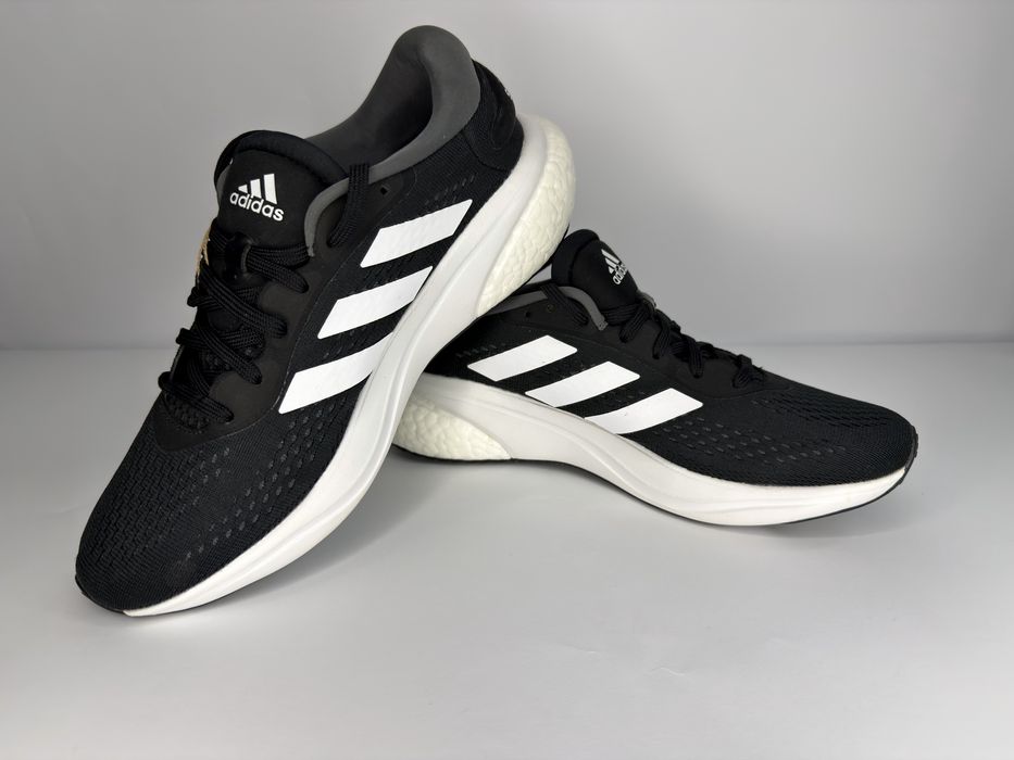Оригінальні кросівки Adidas Supernova 2