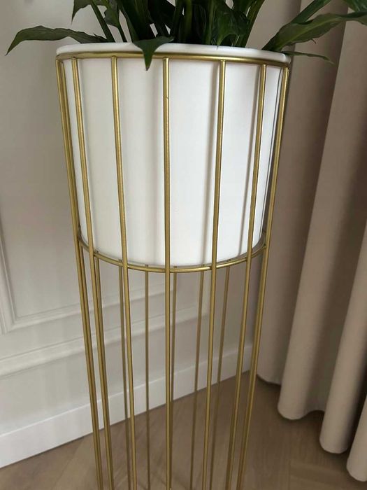 Metalowy kwietnik stojący 70 cm biało złoty loft