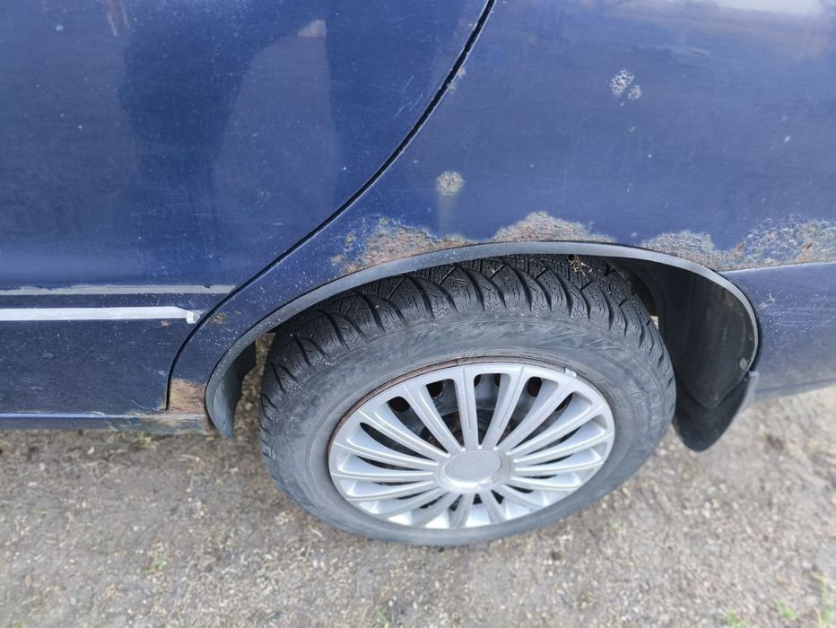 Ланос 1,5    SX   комплектация полная