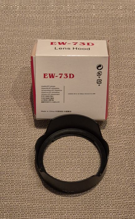 Canon EW-73D Parasol ( p/ Lente EFS 18-135 f/3.5-5.6 OS USM )
