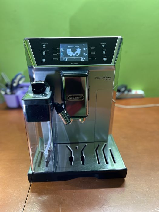 Ekspres Delonghi PrimaDonna Class, stan bardzo dobry.