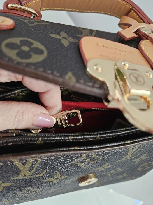 Torebka Louis Vuitton logowana