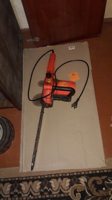 Електро пилка б/у