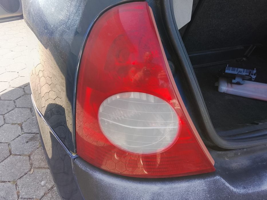 Farolins Renault Clio 2