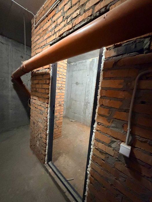 Оренда комора кладова в підвалі ЖК Акварелі-2 Вишневе 2,8 і 5,4 кв.м