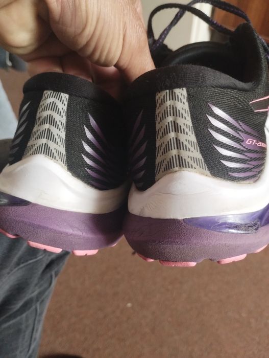 Кросівки Asics 41