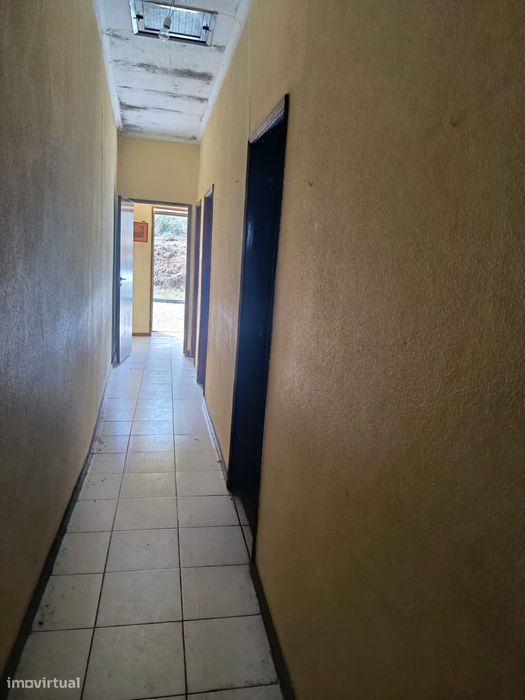 Excelente Oportunidade de Negócio ! Moradia T2 com cave em Pedroso