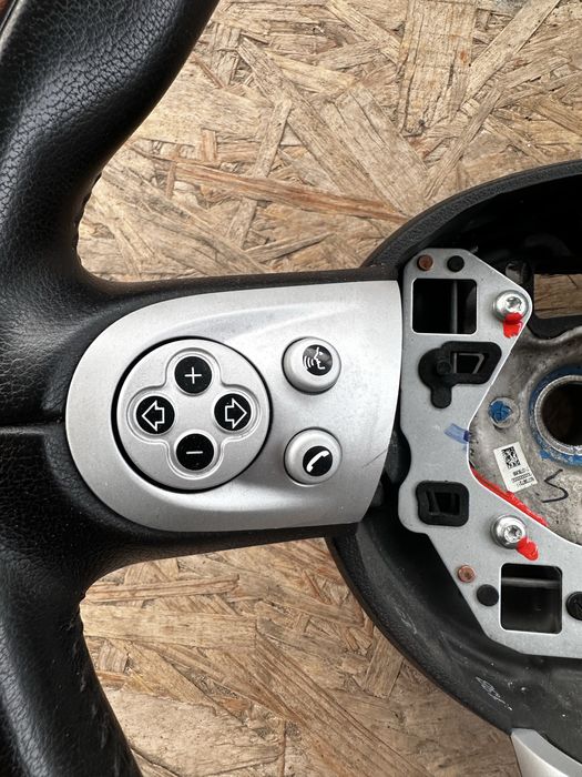 Деревяный руль мини купер в отличном состоянии