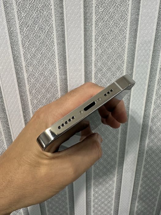 Apple iPhone 12  pro 256 gb. Неверлок, акб 100%