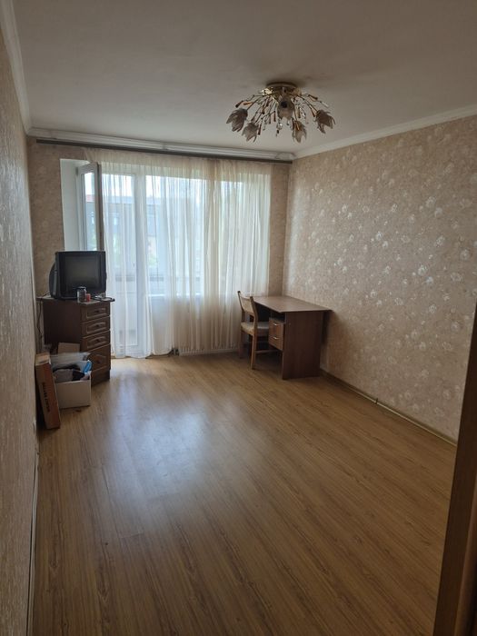 Продаж 3 кімнатной квартири.