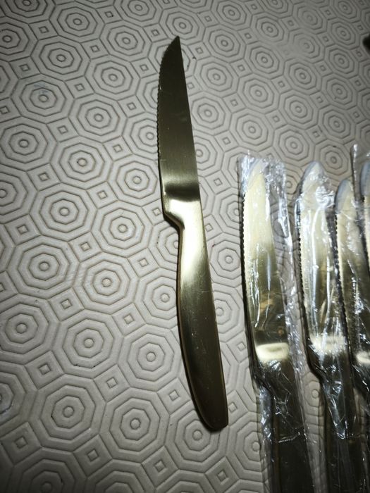 Conjunto de 8 facas luxuosas douradas de bife