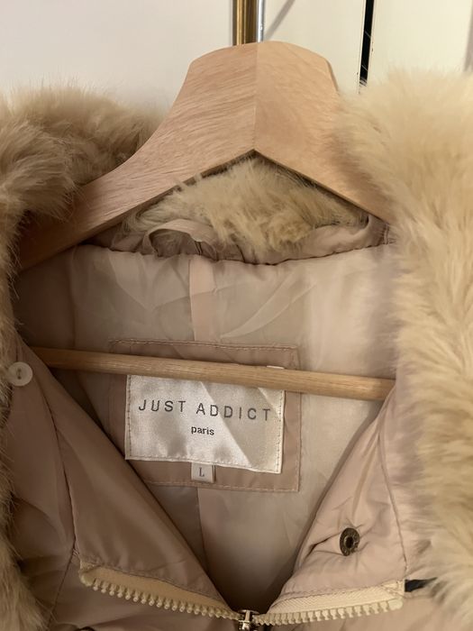 Casaco/Kispo com gola