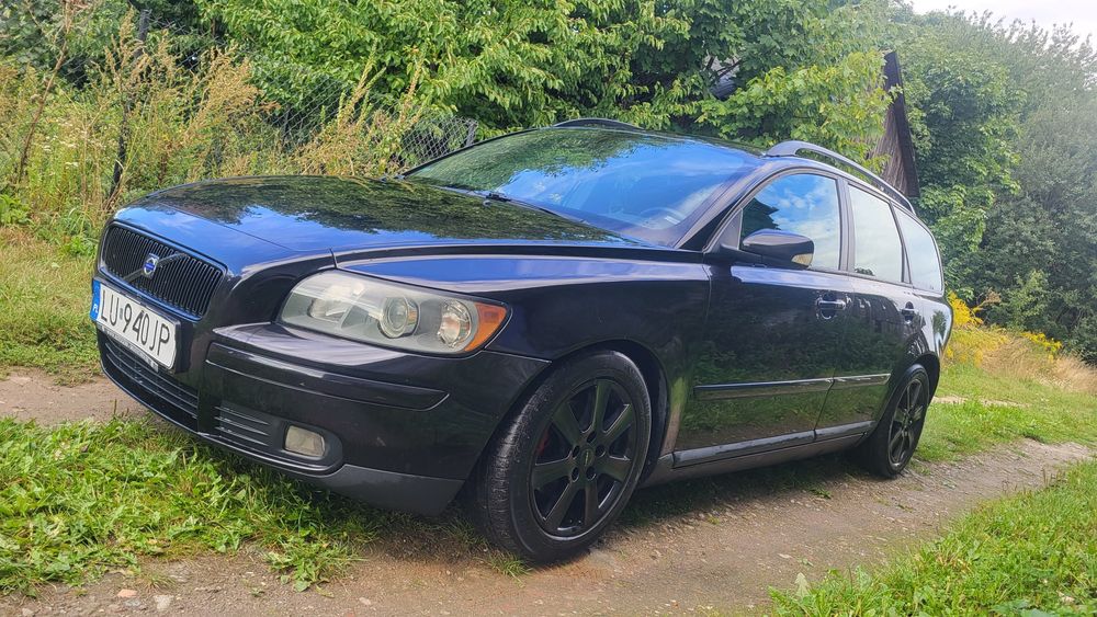 Volvo V50