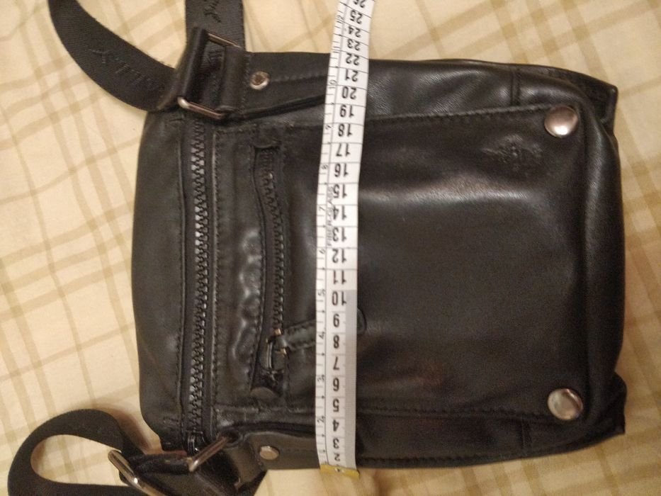 Продам сумку BALLY