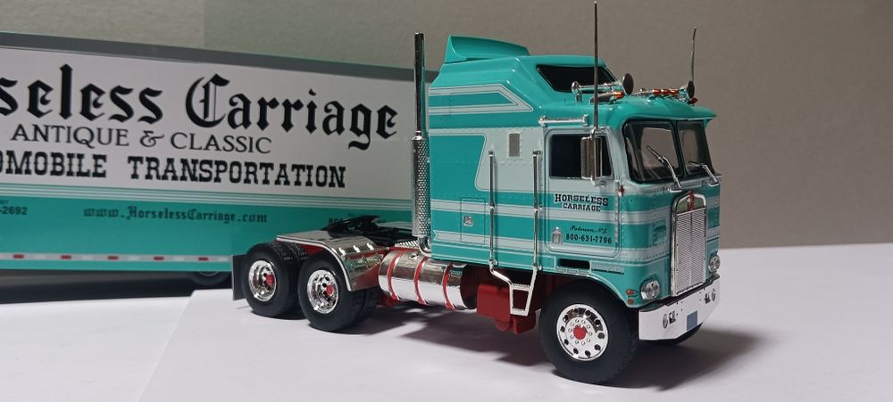 Camião Kenworth K100 1/43