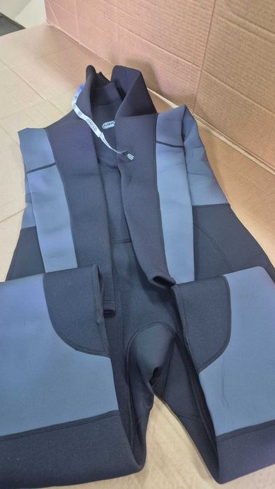 Kombinezon dla mężczyzn neoprenowy  surfingu r. XL