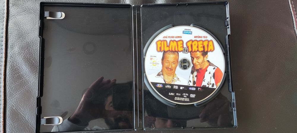 Several original DVDs in excellent condition64585764586115122