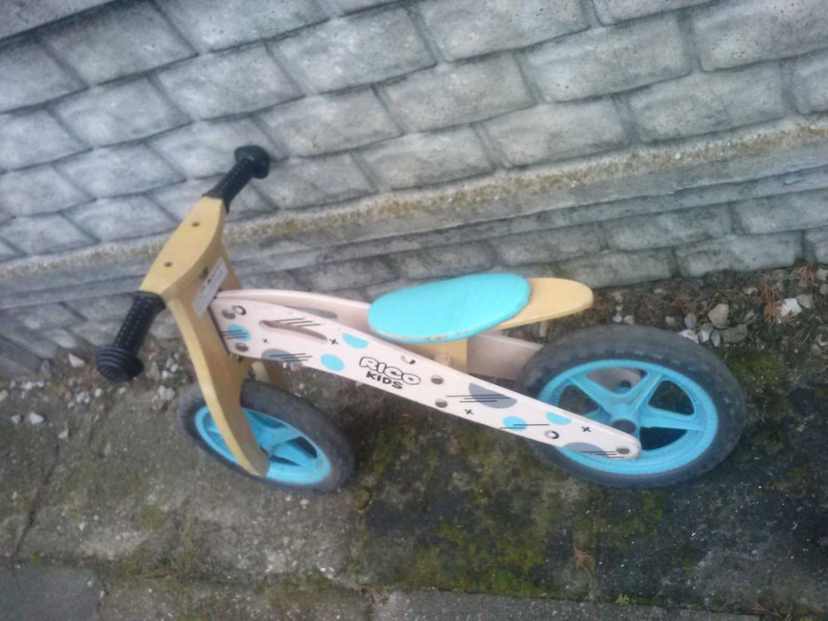 Rowerek, chodaczek używany, 15 zł.