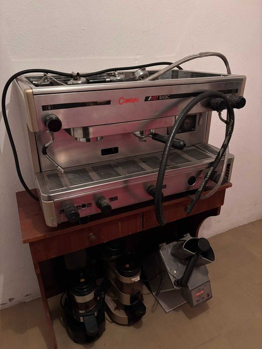 Máquina de café Cimbal M27 Basic com 2 moinhos