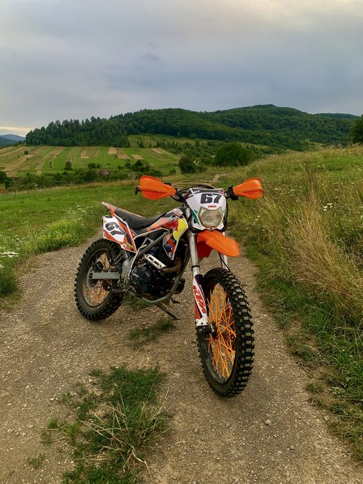 Продам CRDX 200 практично в ідеалі