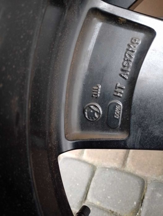 Koła Zimowe 17 Skoda Kodiaq VW Tiguan Tarraco Q3 Continental 8mm 2023r