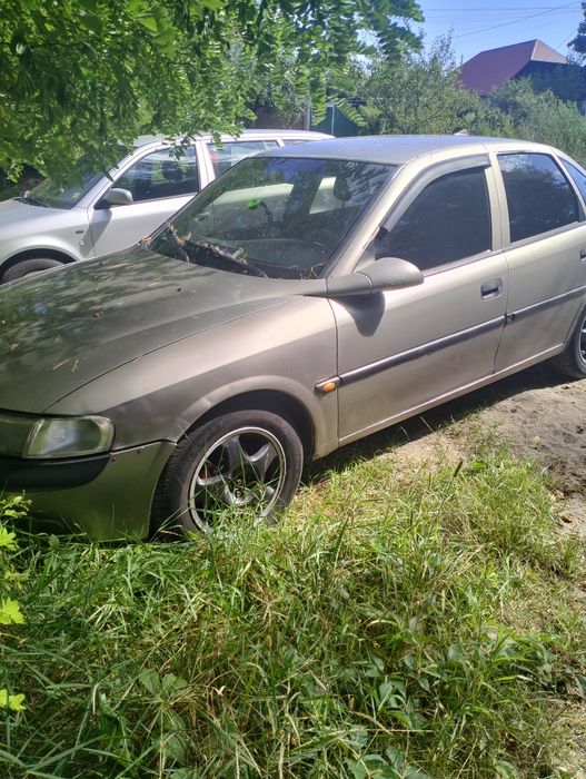 Продам автомобіль на повному ходу