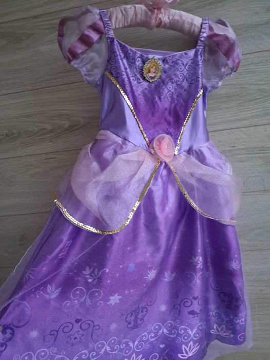 Карнавальное Платье Рапунцель принцессы disney 5-6л
