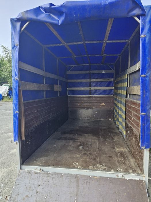 Причіп легковий двовісний