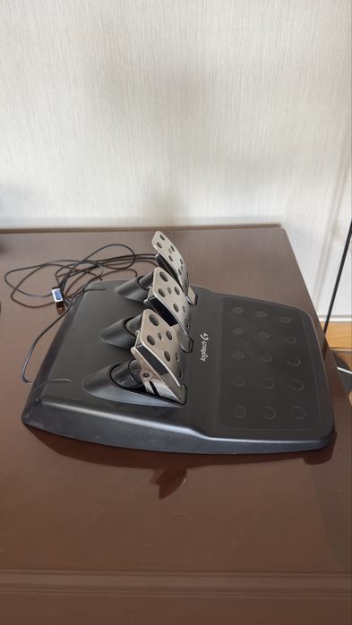 Volante + Pedais LOGITECH G29 Driving Forceracing