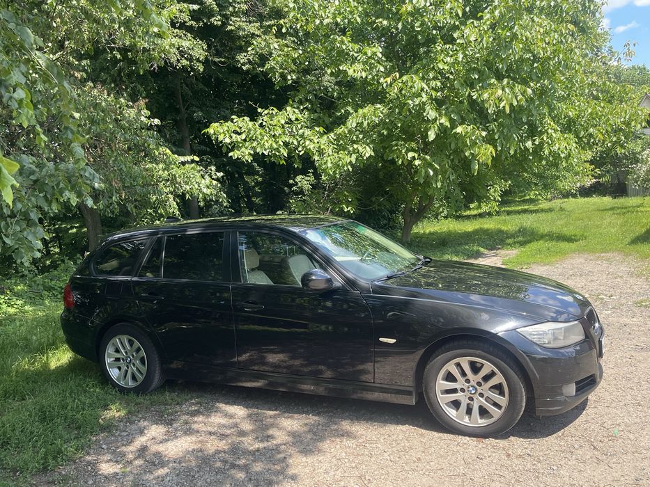 БМВ 3 Series 2012, E91