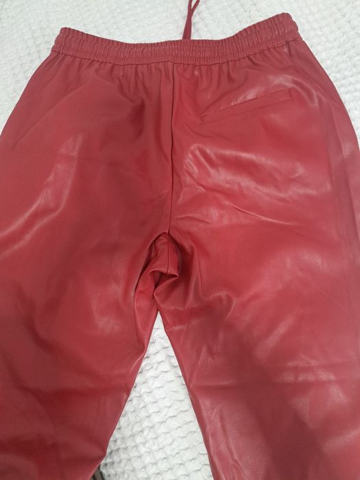 Spodnie damskie Zara,joggery z eco skory