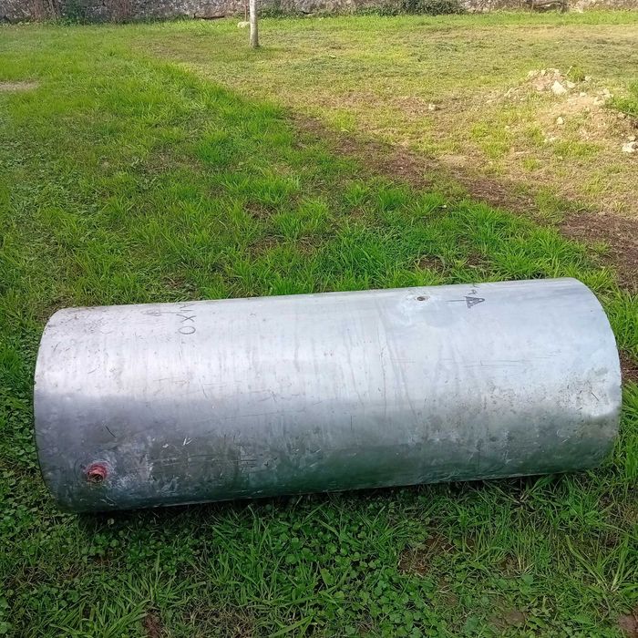 Vendo Acumulador aço inox usado 100l