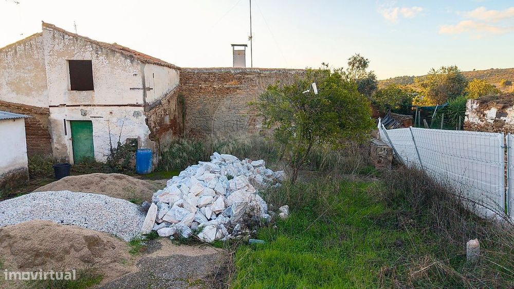 Moradia T1 para venda