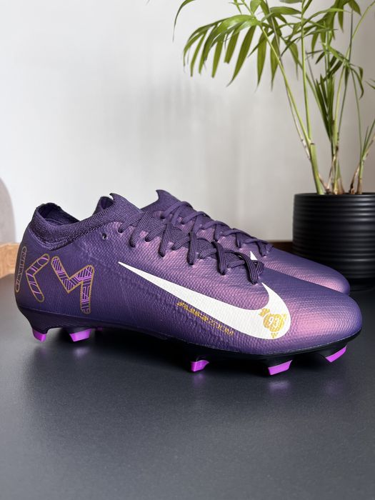 Nike Air Zoom Vapor 16 Pro оригінал бутси розмір 42 нові FQ8689-500